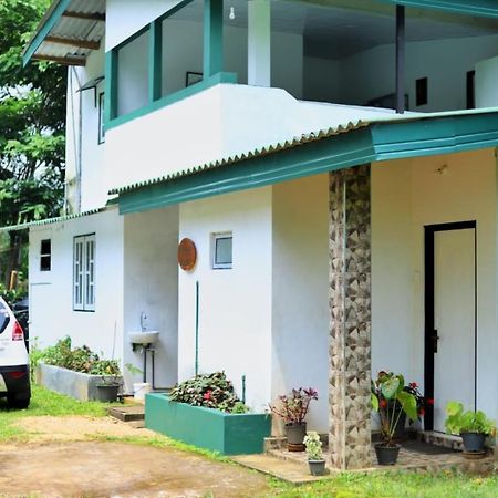The Misty Mountain Guest House Haldummulla Экстерьер фото