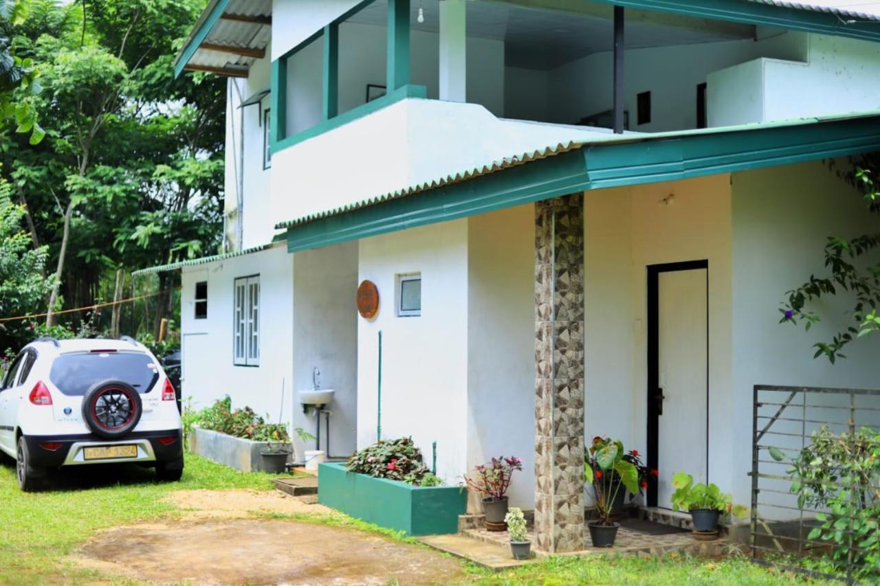 The Misty Mountain Guest House Haldummulla Экстерьер фото